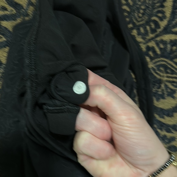 Lululemon Align Waist-Length Tank Top
Yogo Emboss Black size 10 - Picture 7 of 9